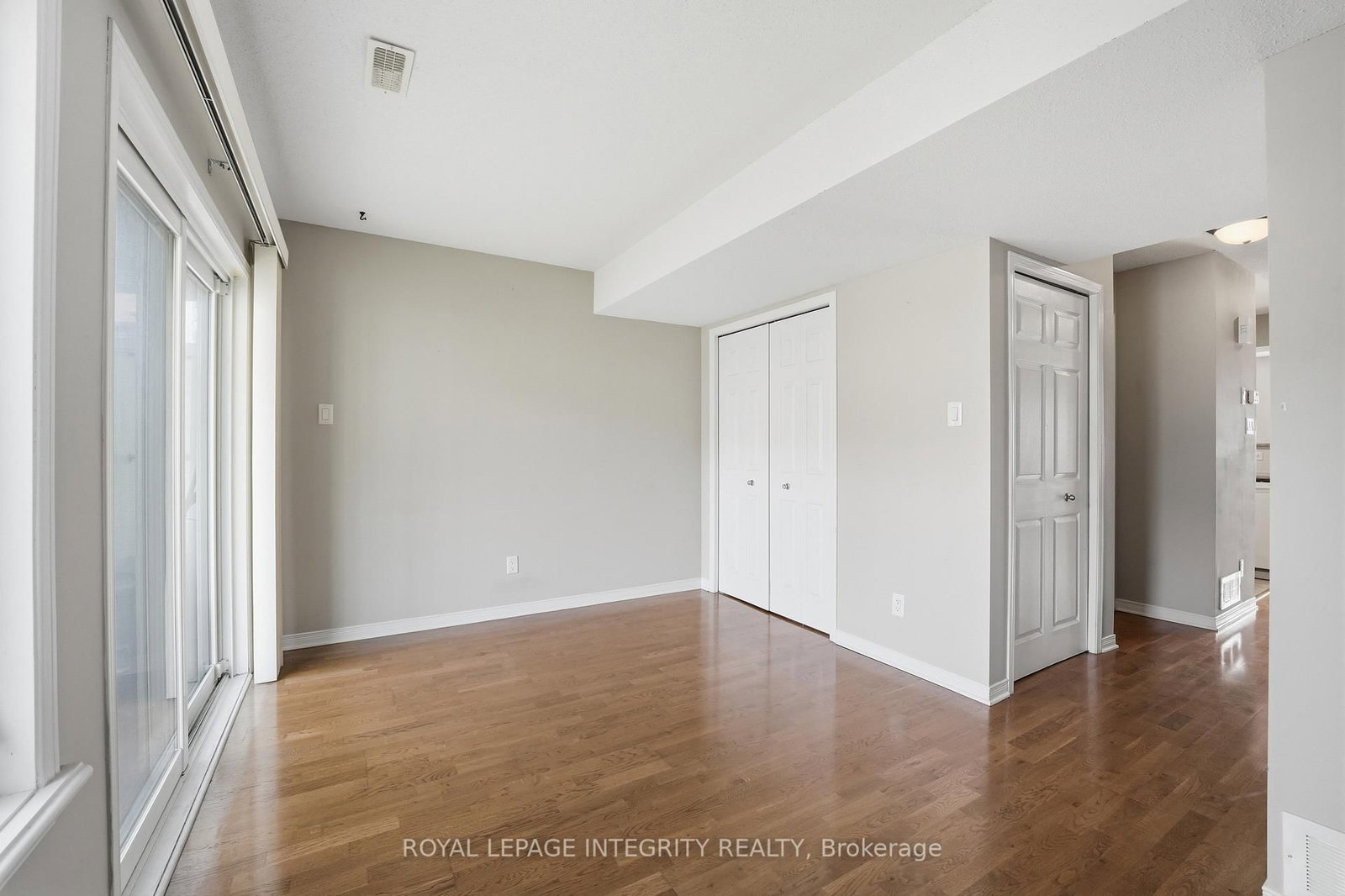 642 Reardon Private, Unit 11 - Photo 18