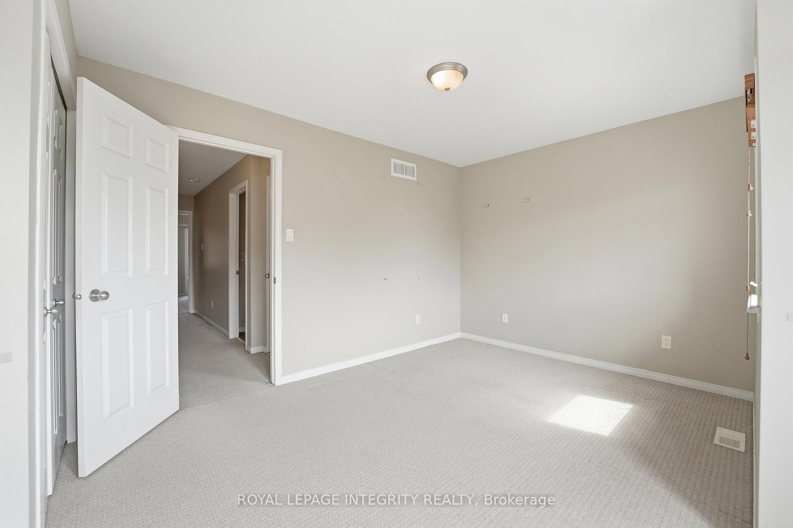 642 Reardon Private, Unit 11 - Photo 26