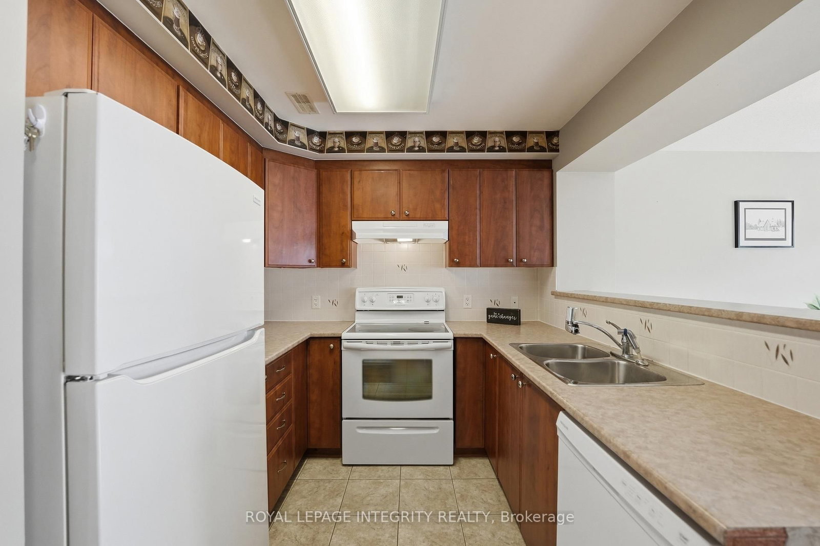 642 Reardon Private, Unit 11 - Photo 4
