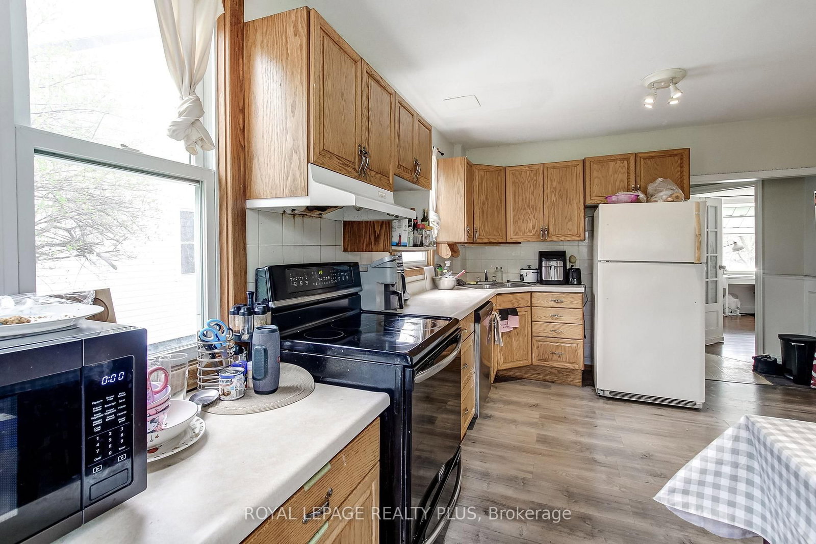 105 Hillview Street • Hamilton, ON photo 10