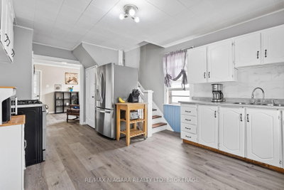 35 Deere Street • Welland, ON photo 5