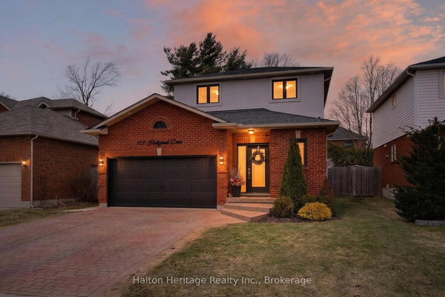 122 Hollybush Drive