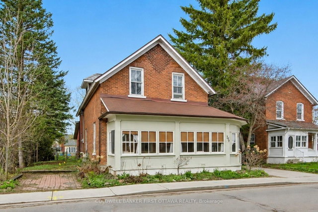249 Country Street