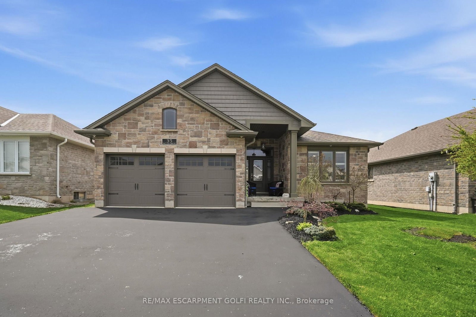 35 Patten Drive • Brant, ON photo 1