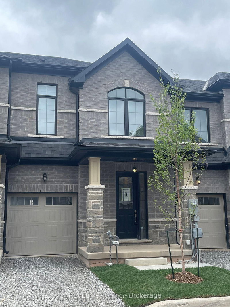 home for lease on 18-7441 BAYCREST Common