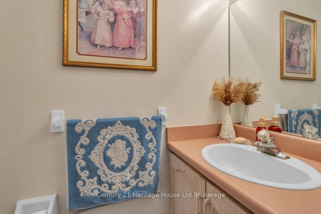 5 Dereham Drive • Tillsonburg, ON photo 15