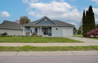5 Dereham Drive • Tillsonburg, ON photo 2