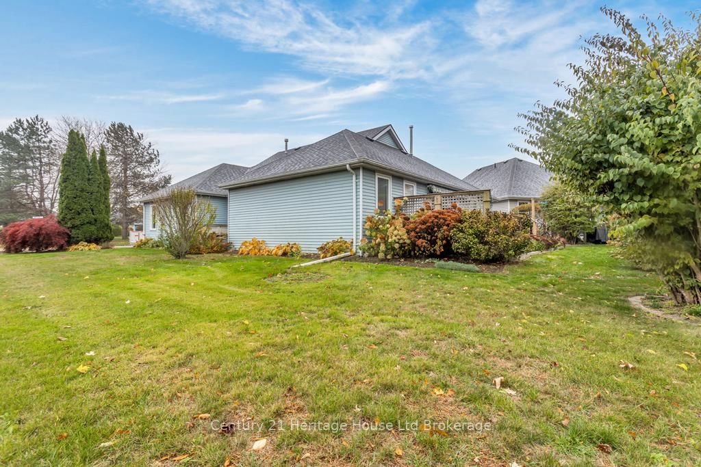 5 Dereham Drive • Tillsonburg, ON photo 24