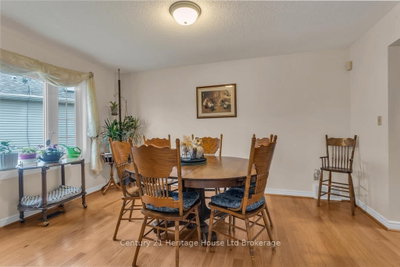 5 Dereham Drive • Tillsonburg, ON photo 8