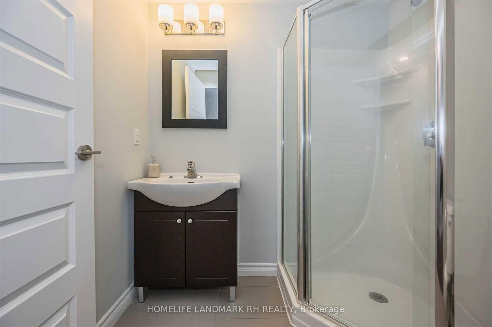 158 King Street N, Unit 1705 - Photo 10