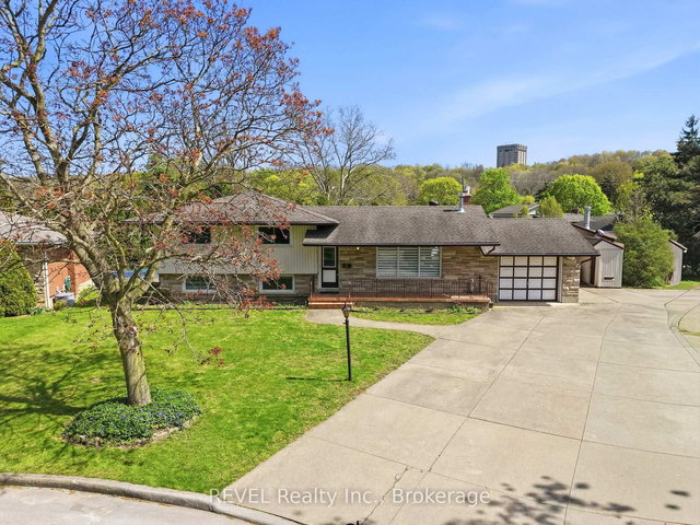 8 Fernwood Terrace