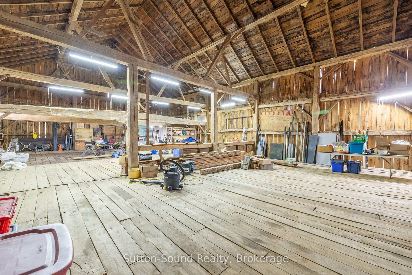 244363 22 Side Road - Photo 38