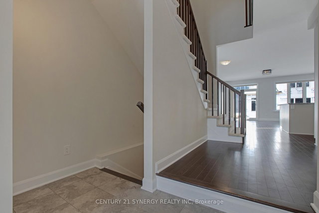 708 Taliesin Crescent SE