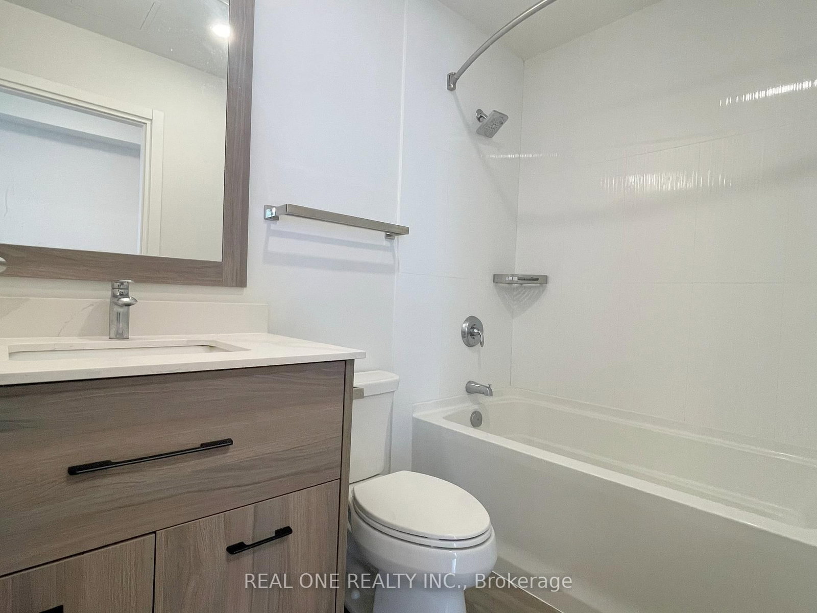 49 Walnut Street S, Unit 1706 - Photo 25