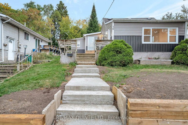 78 WALLBRIDGE CRES Crescent