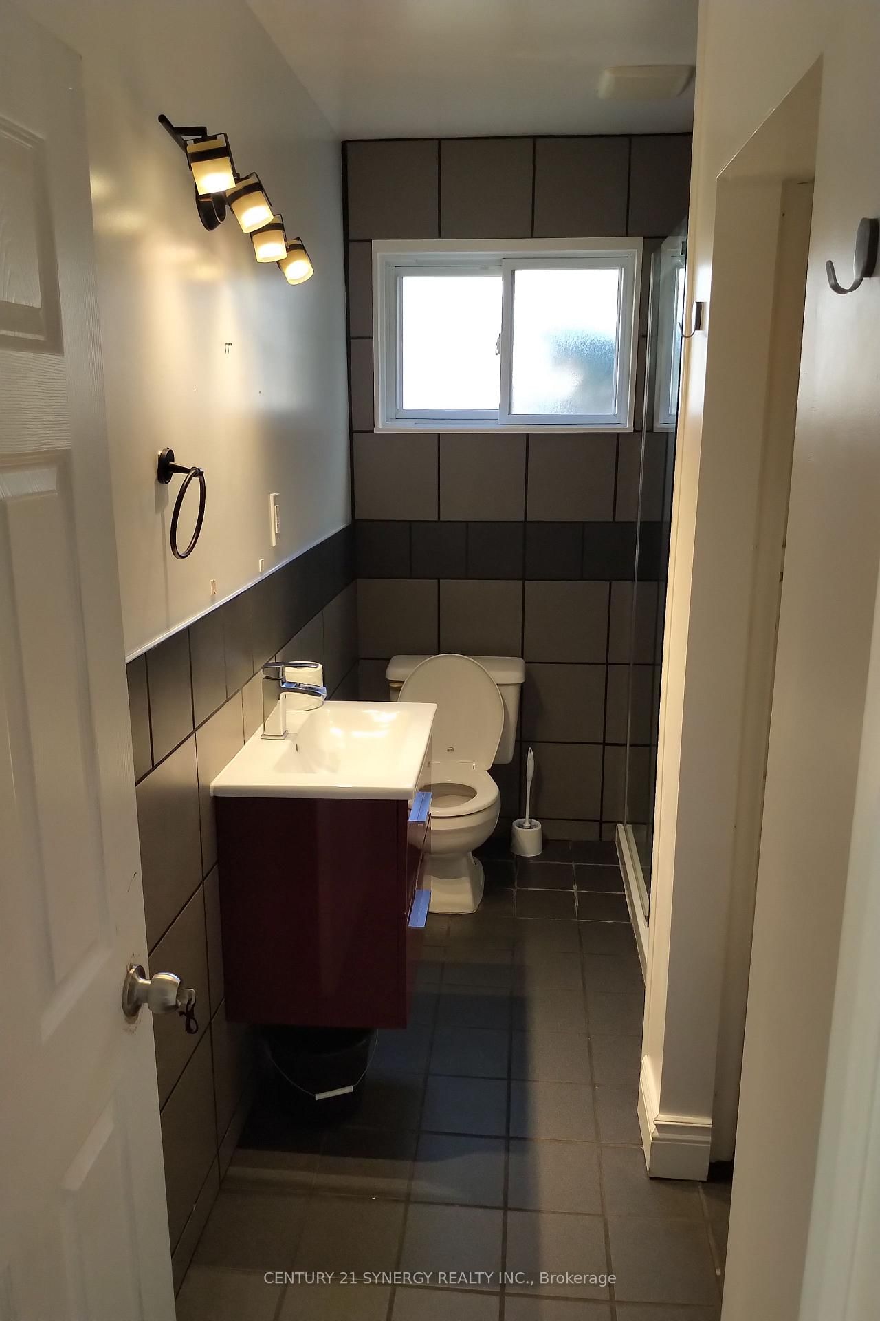341 Parkdale Avenue • Ottawa, ON photo 12
