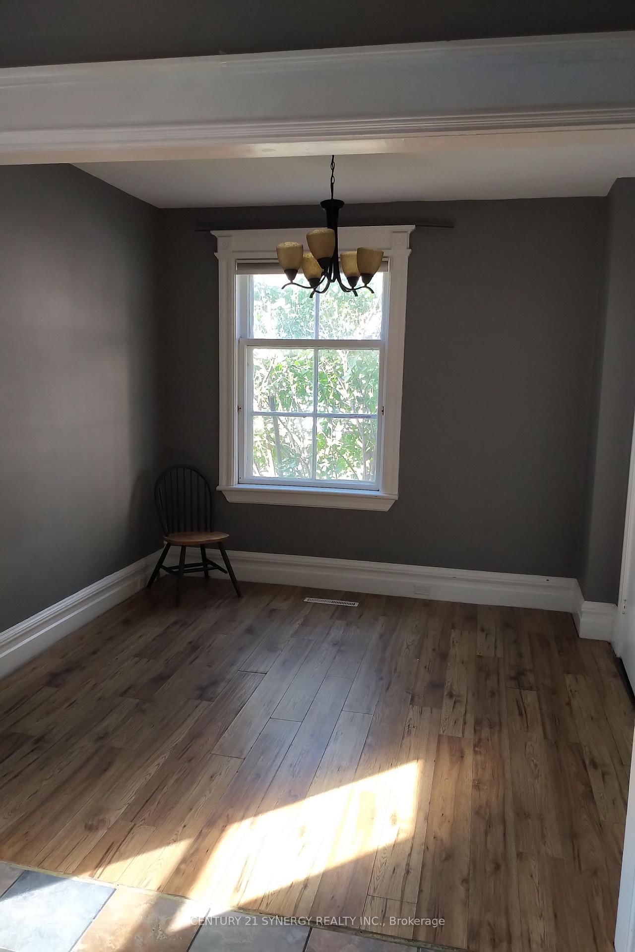 341 Parkdale Avenue • Ottawa, ON photo 6