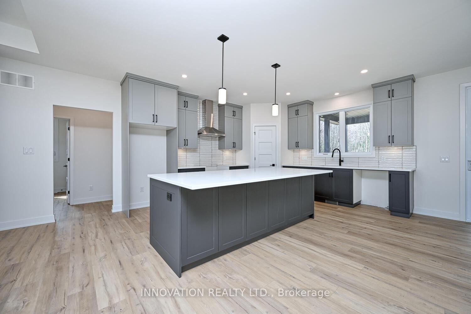 10472 St John Street • North Dundas, ON photo 9