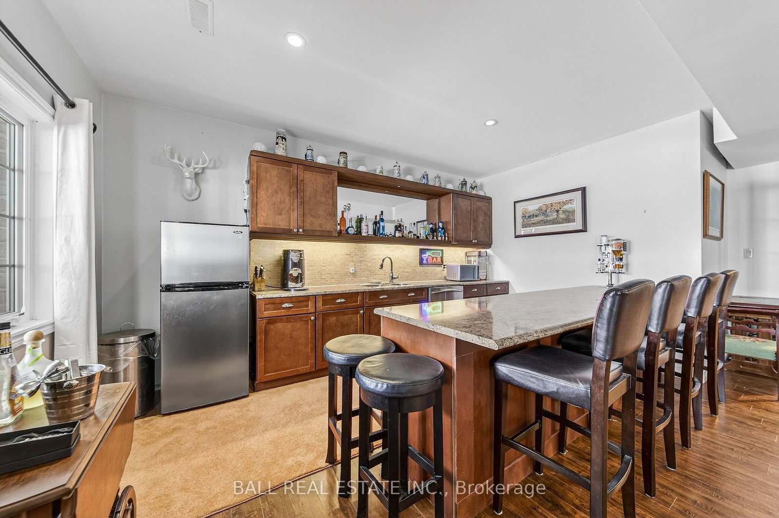 Listing Image 22