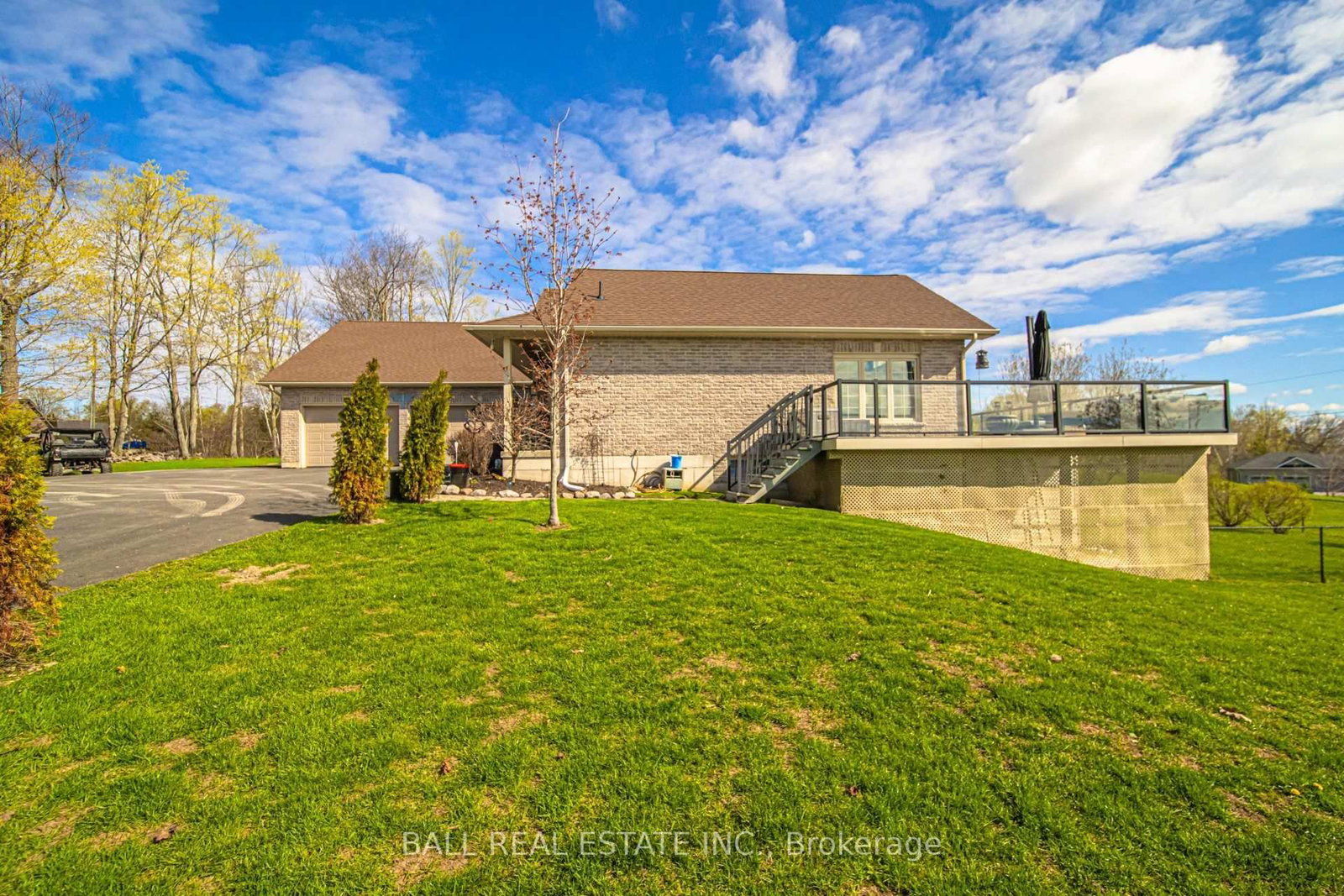 Listing Image 44