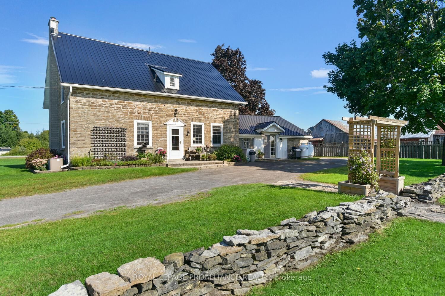 3945 COUNTY ROAD 26 Road • Elizabethtown-Kitley, ON photo 28