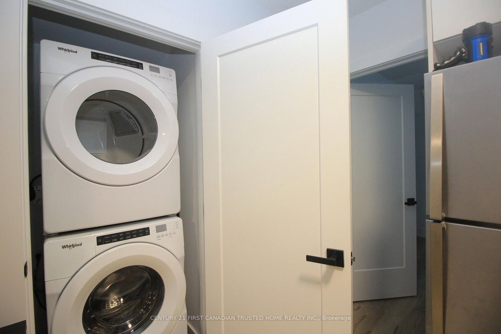 2098 Saddlerock Avenue, Unit LOWER - Photo 12