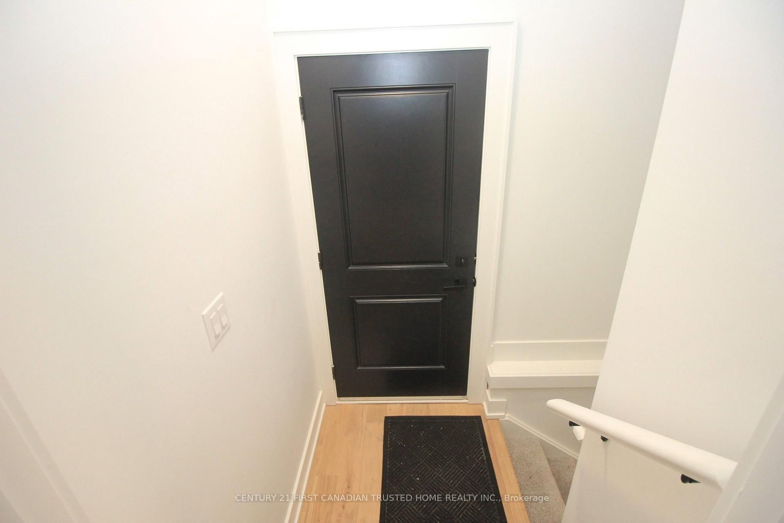 2098 Saddlerock Avenue, Unit LOWER - Photo 5
