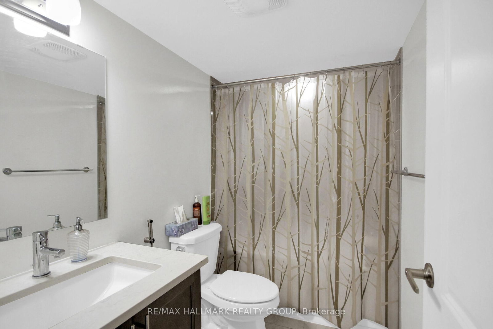 568 Bobolink Ridge • Ottawa, ON photo 32