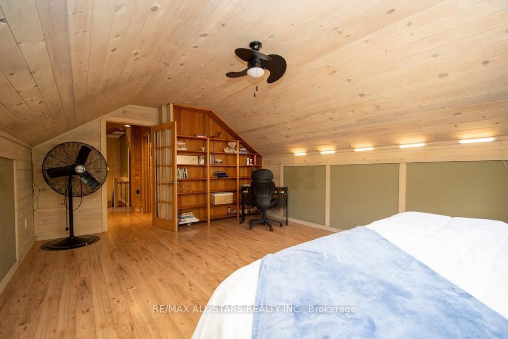 1130 Towering Oaks Drive • Minden Hills, ON photo 22