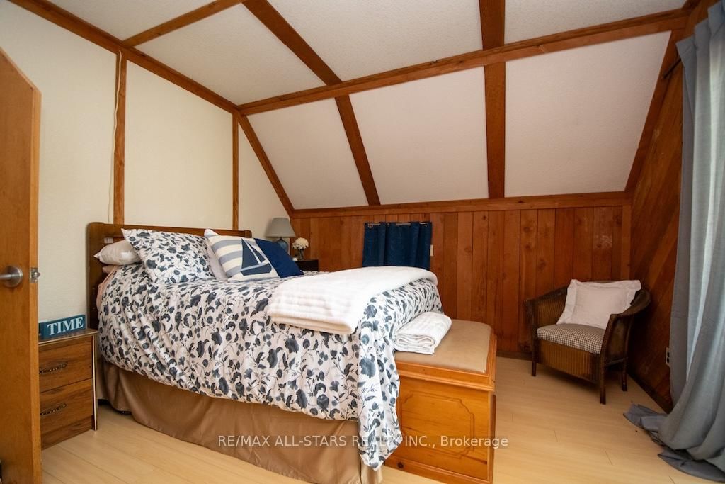 1130 Towering Oaks Drive • Minden Hills, ON photo 33