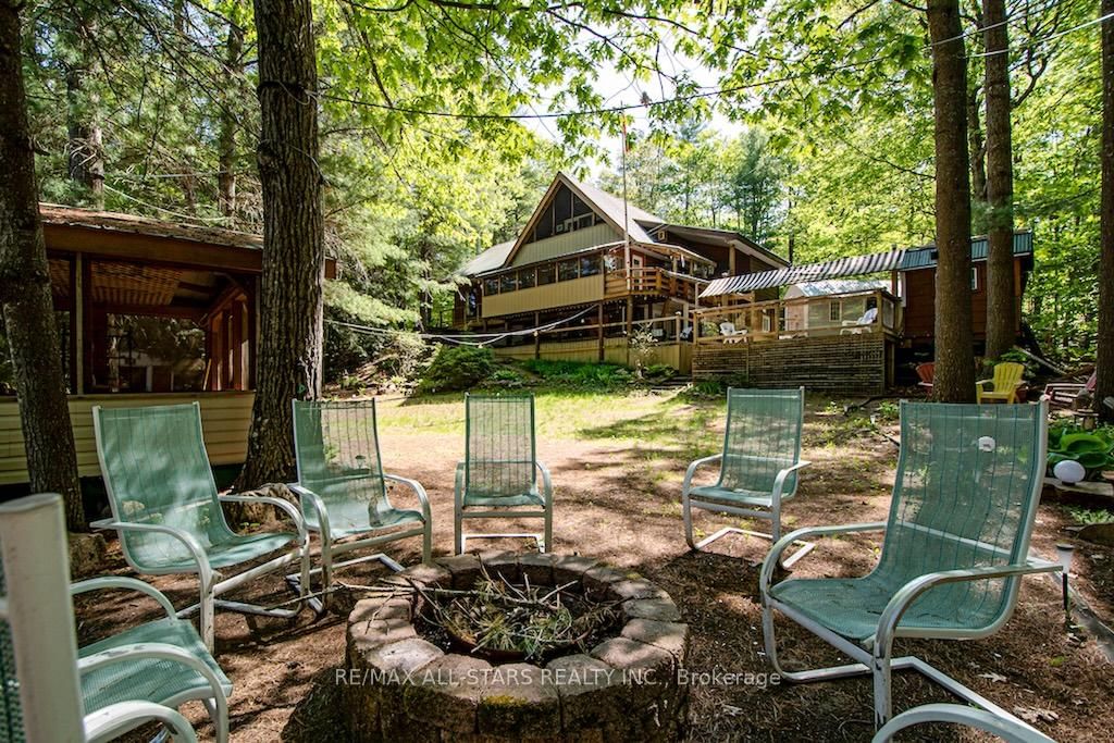 1130 Towering Oaks Drive • Minden Hills, ON photo 44