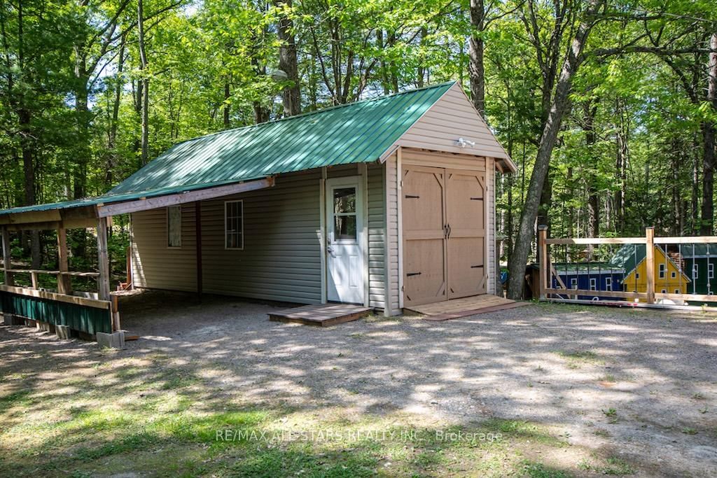 1130 Towering Oaks Drive • Minden Hills, ON photo 47