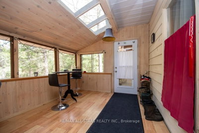 1130 Towering Oaks Drive • Minden Hills, ON photo 6