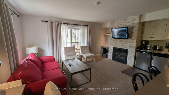 52-207 - 1235 Deerhurst Drive