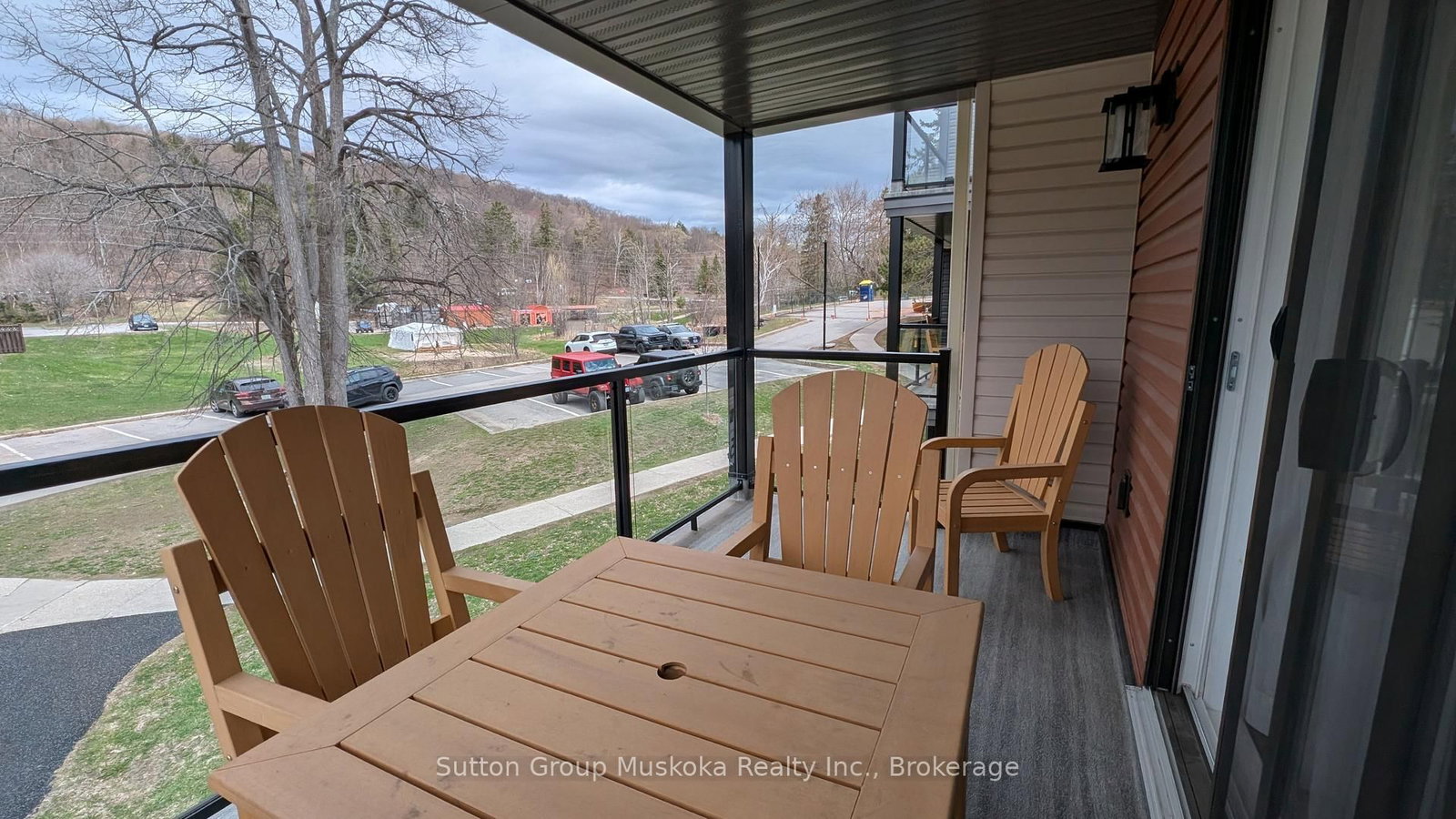 1235 Deerhurst Drive, Unit 52-207 - Photo 4