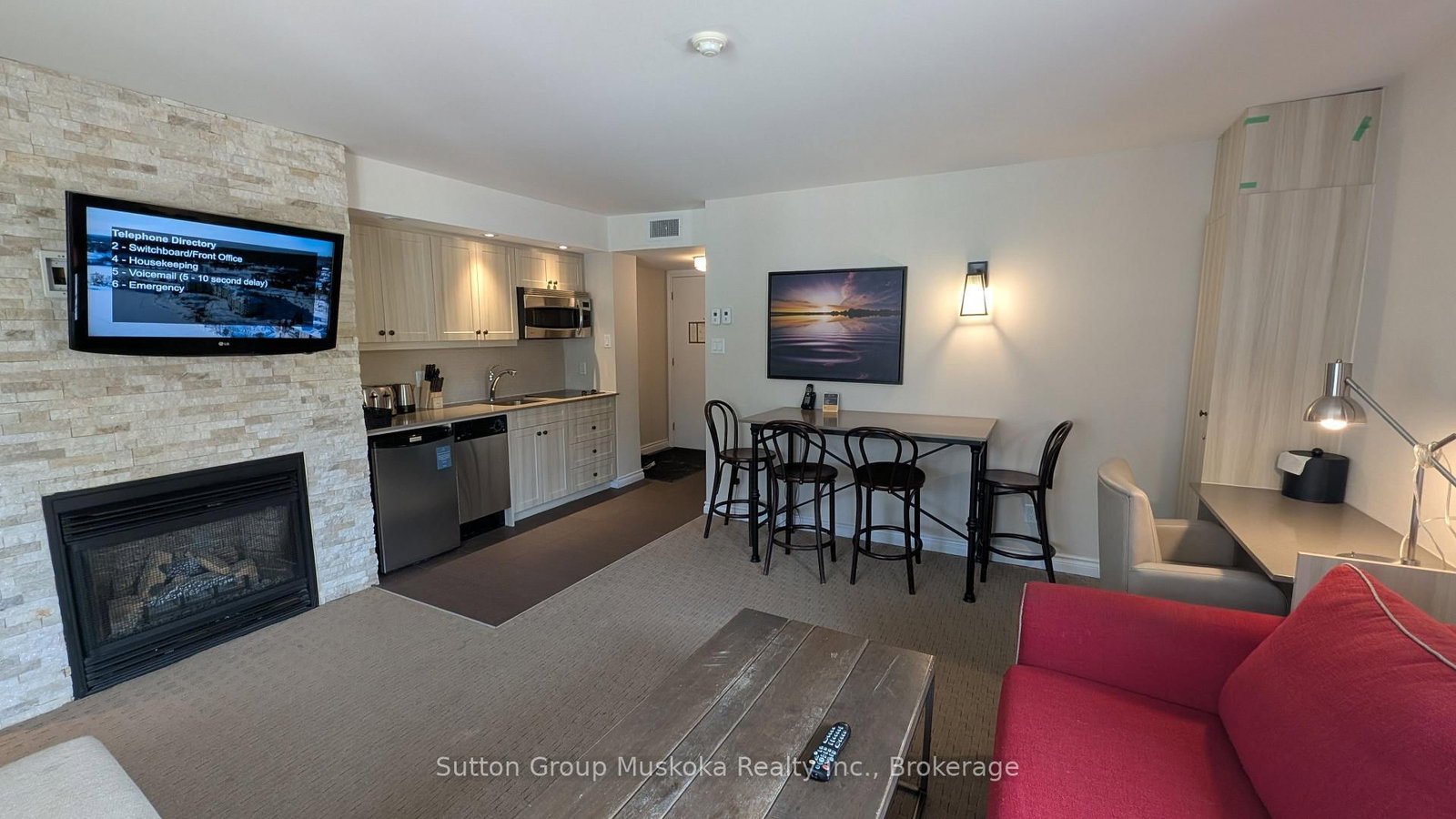 1235 Deerhurst Drive, Unit 52-207 - Photo 5
