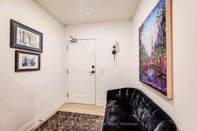 71 Wyndham Street S • #1201 • Guelph, ON photo 5