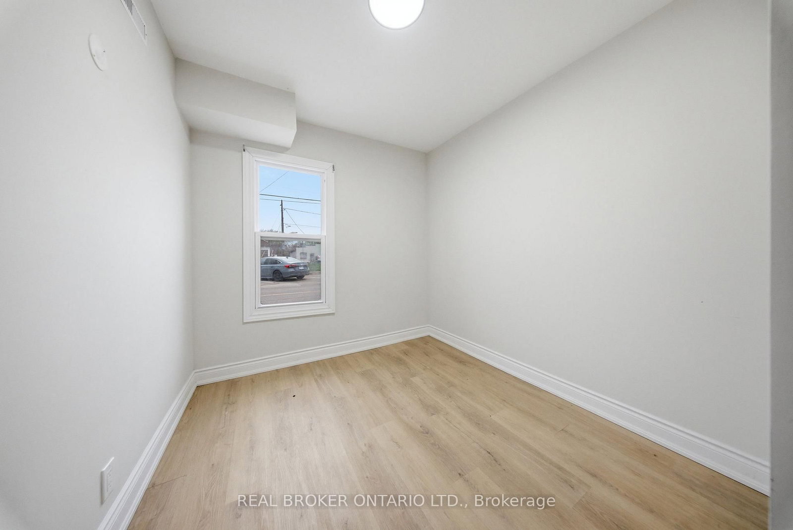 129 Durham Street • Port Colborne, ON photo 5