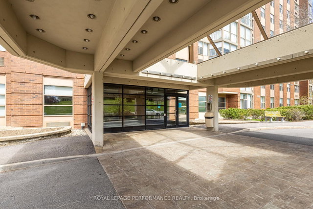 1606 - 2760 Carousel Crescent