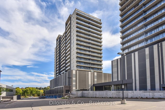 1105 - 50 Grand Avenue S