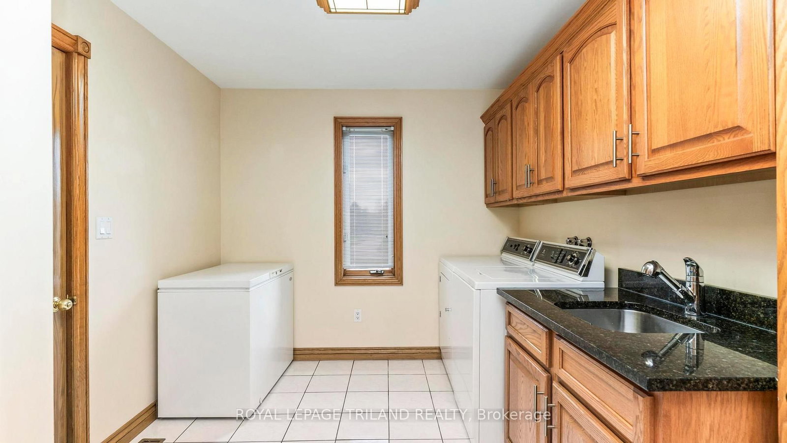 42720 MEADOW WOOD Lane • Central Elgin, ON photo 18