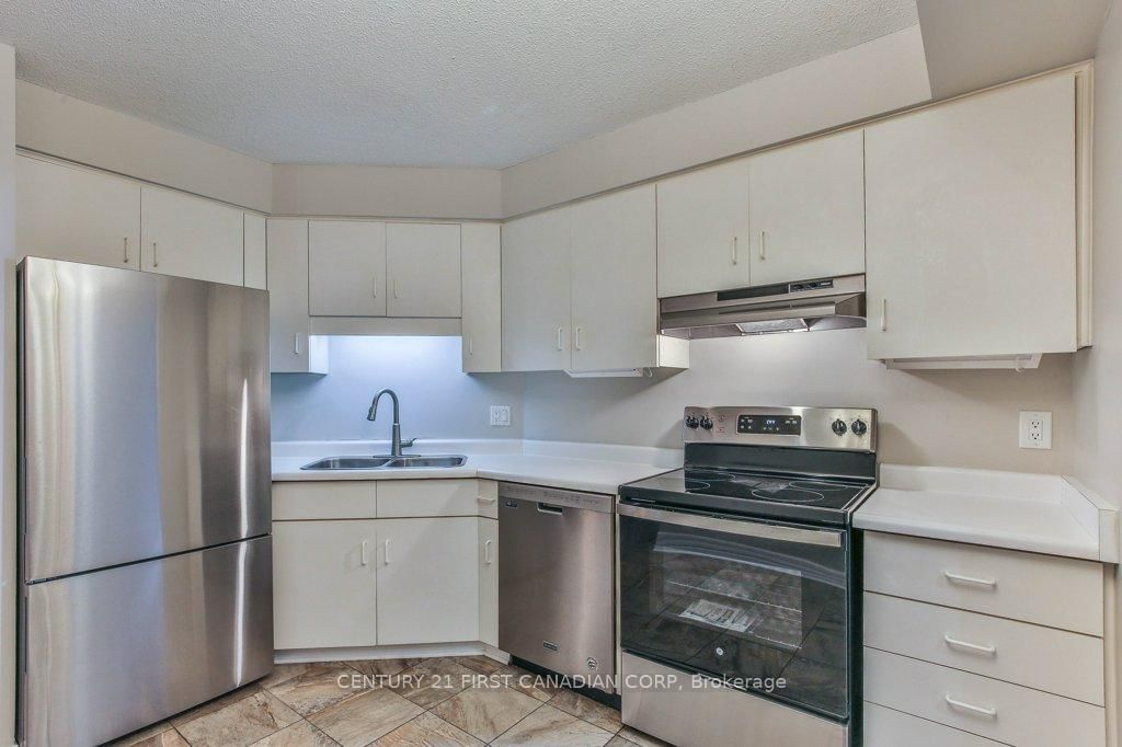 695 Richmond Street, Unit 1406 - Photo 13