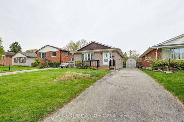 12 Rosemount Crescent