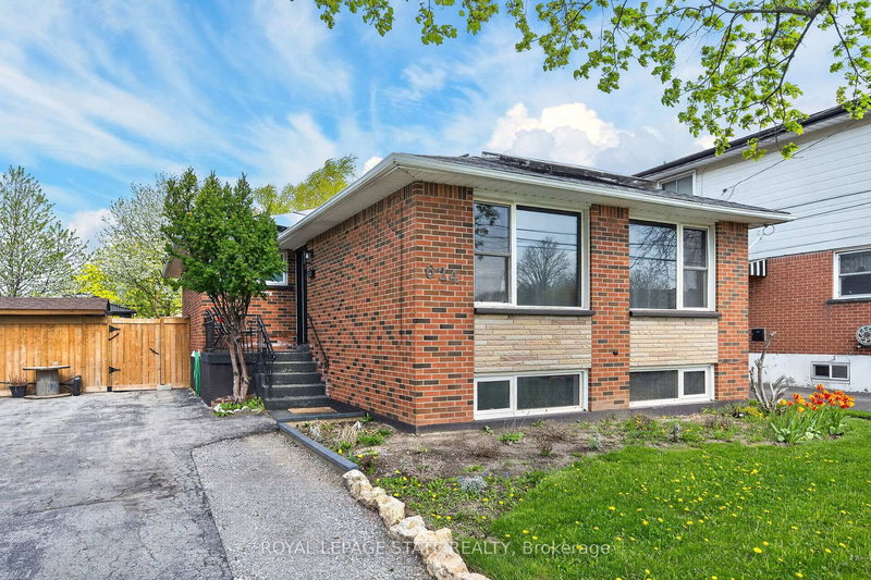 624 Upper Ottawa St, Hamilton, L8T 3T5 | Image 3