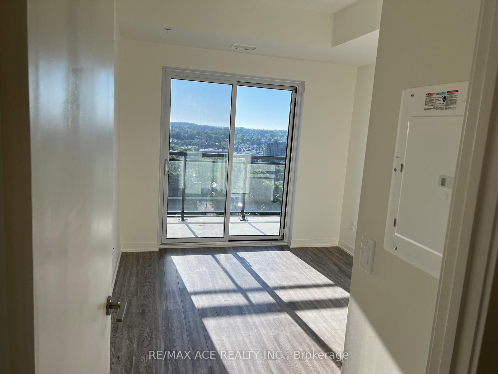 128 King Street N, Unit 1610 - Photo 5