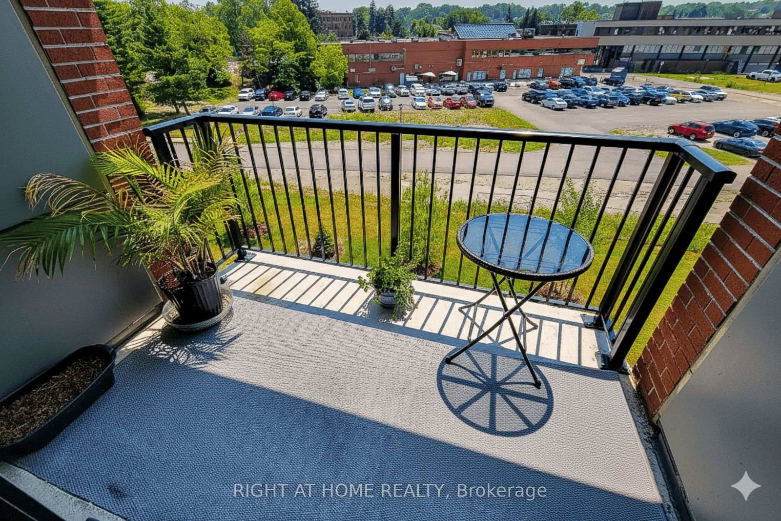 1 Redfern Avenue • #217 • Hamilton, ON photo 11