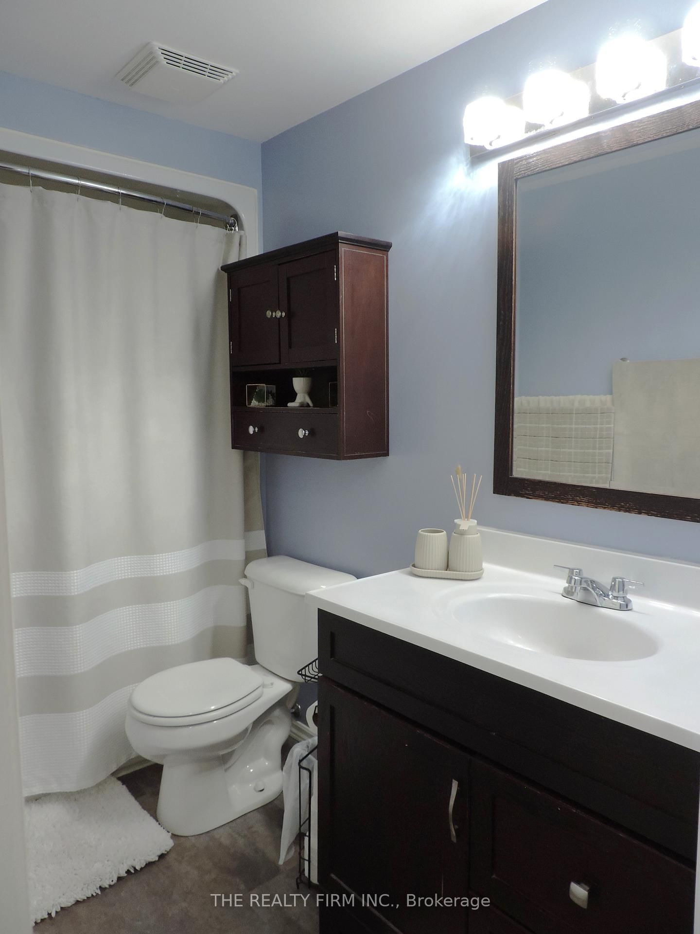 474 Southdale Road E, Unit 33 - Photo 32