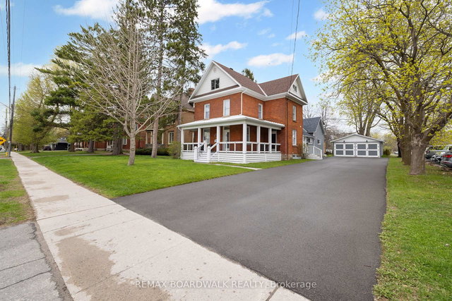 45 Drummond Street W
