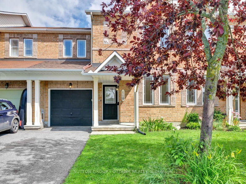 home for lease on 119 Whitewater Street