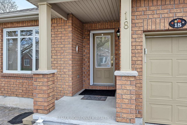 18 Fieldcrest Avenue